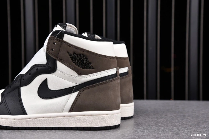 Rep 1 AIR RETRO DARK 555088-105 HIGH JORDAN MOCHA 0806
